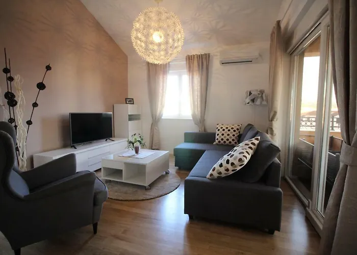 Lux Haus * Трогир
